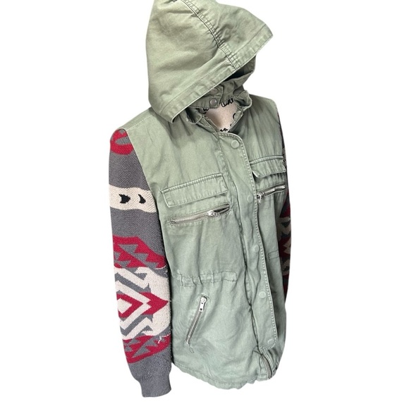 ***SOLD*** - Picture 2 of 13